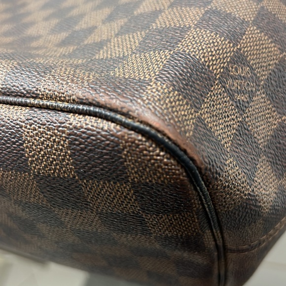 LV Louis Vuitton authentic Damier Ebene Neverfull MM N51105 Tote Bag, Brown. - Picture 12 of 15
